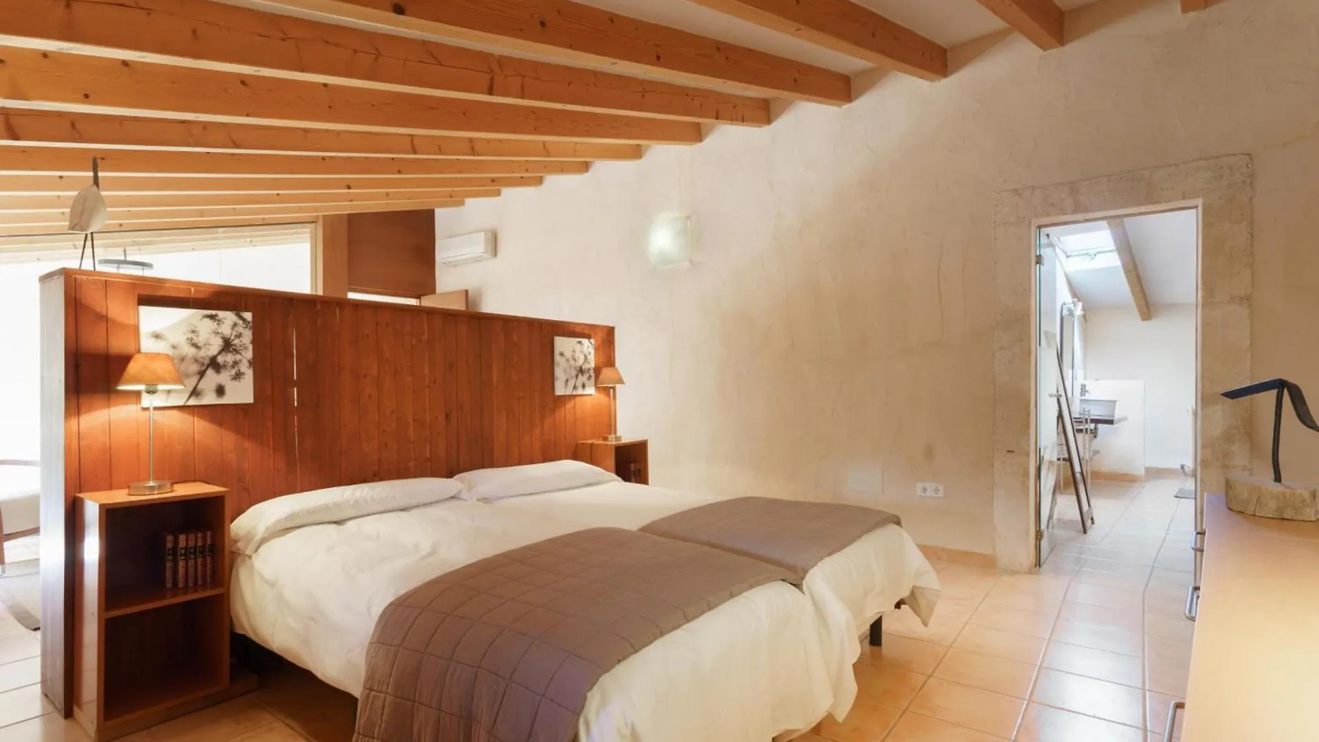 Yourhouse Can Mir Villa Buger 0*,  Spain