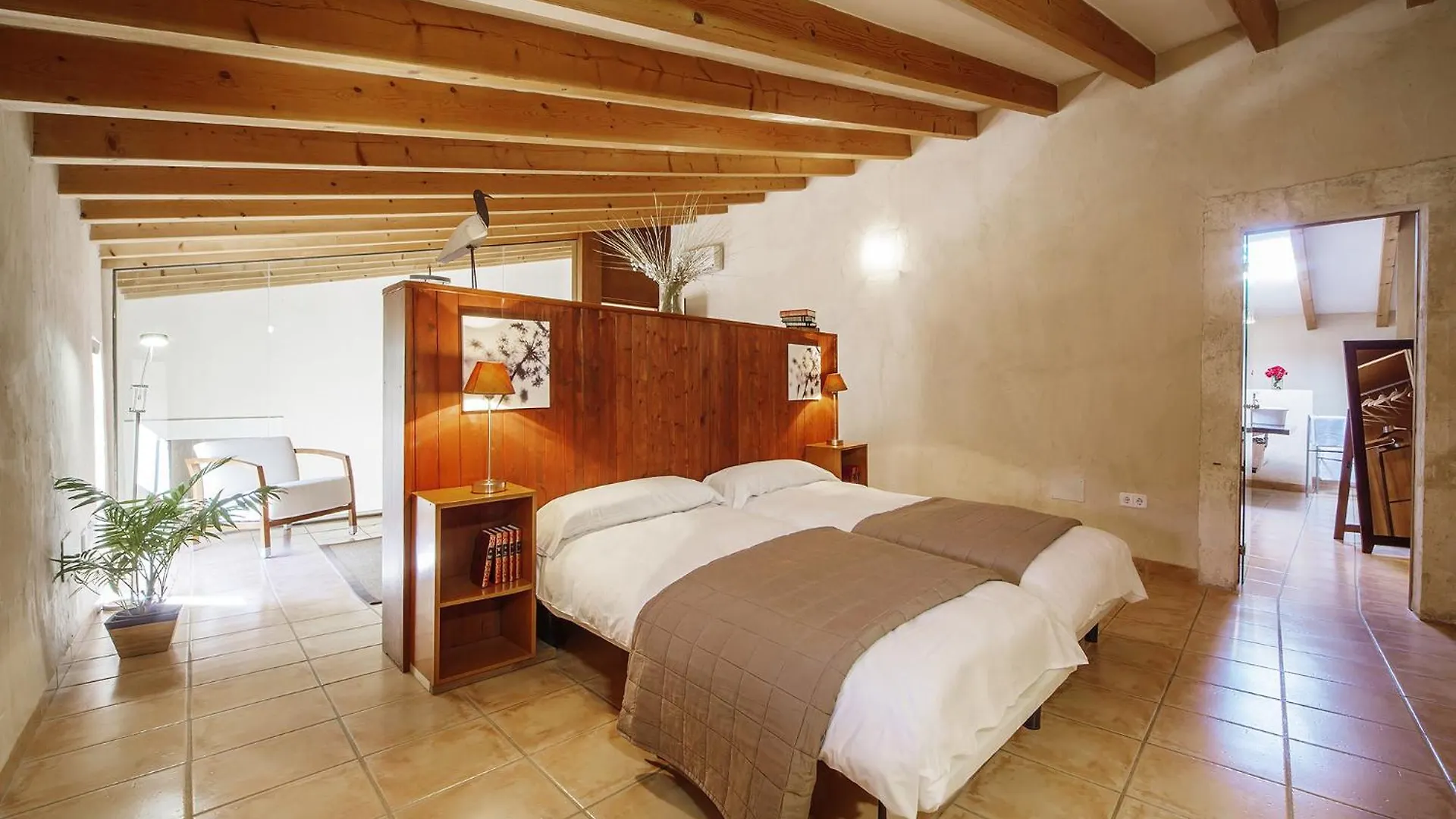 Yourhouse Can Mir Villa Buger 0*,  Spain