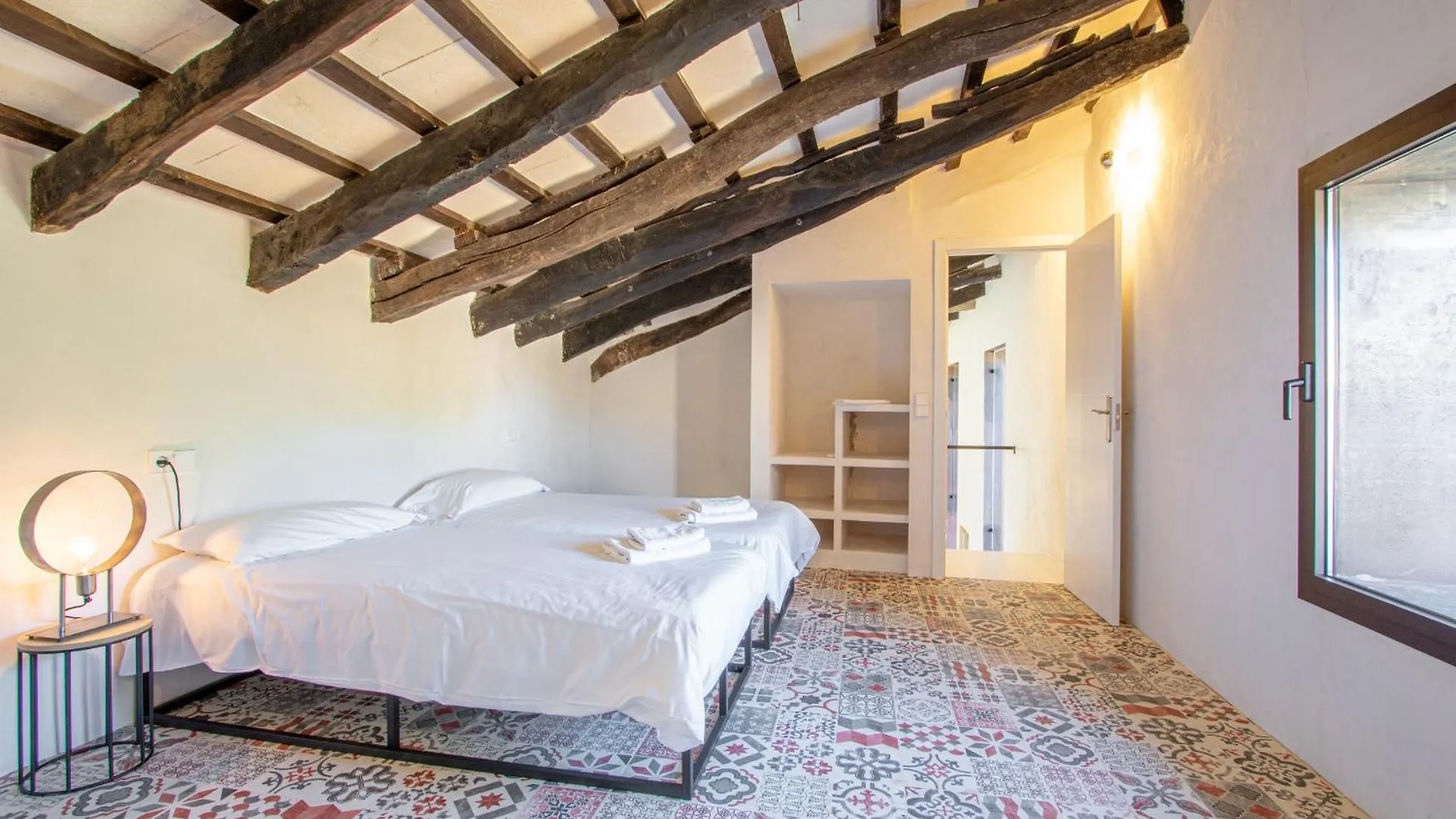 Yourhouse Can Mir Villa Buger 0*,  Spain